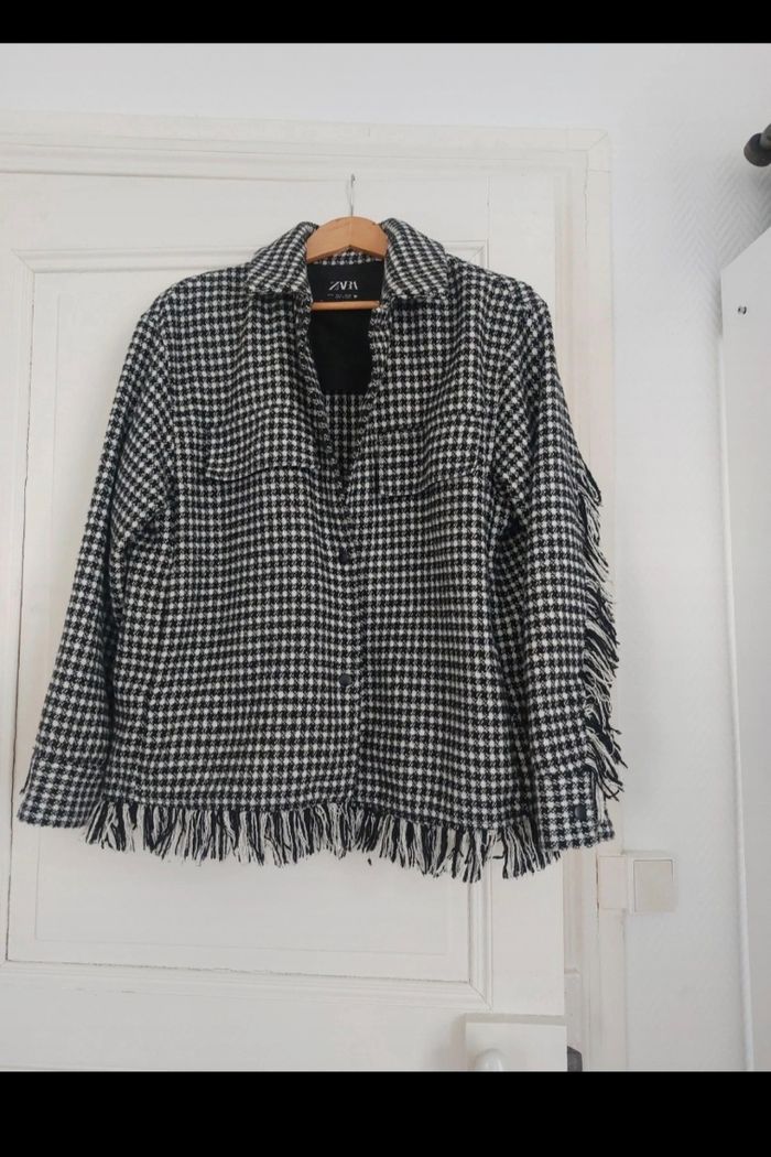 Veste Zara  motif pieds de poule à franges