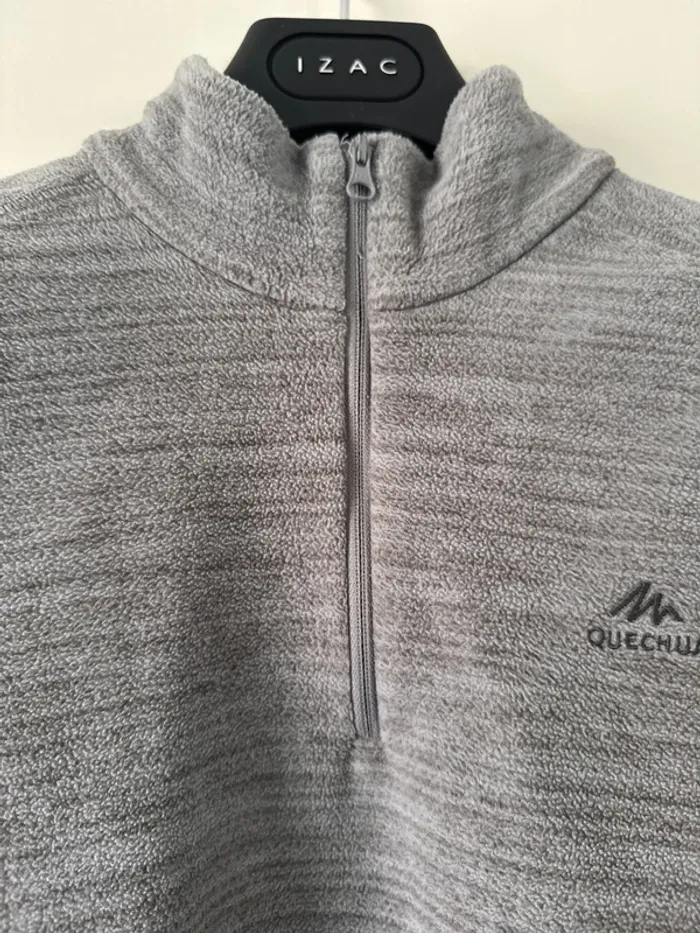 👕 pull chaud gris Homme quechua - taille M - bon état - photo numéro 3