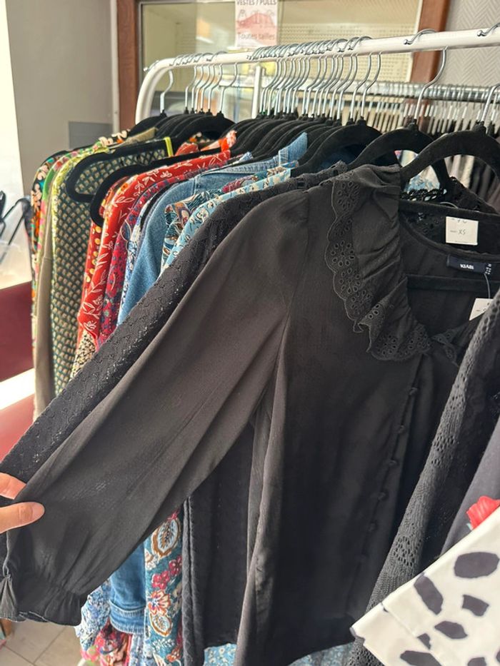 Lot de 35 vêtements femme (tailles 34 à 40) Déstockage - photo numéro 11
