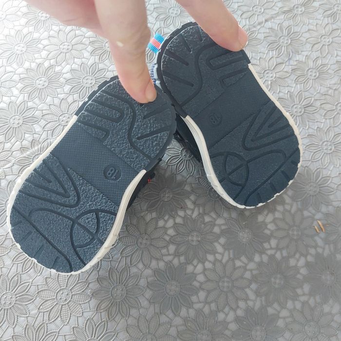 Basket bébé à scratch - photo numéro 4