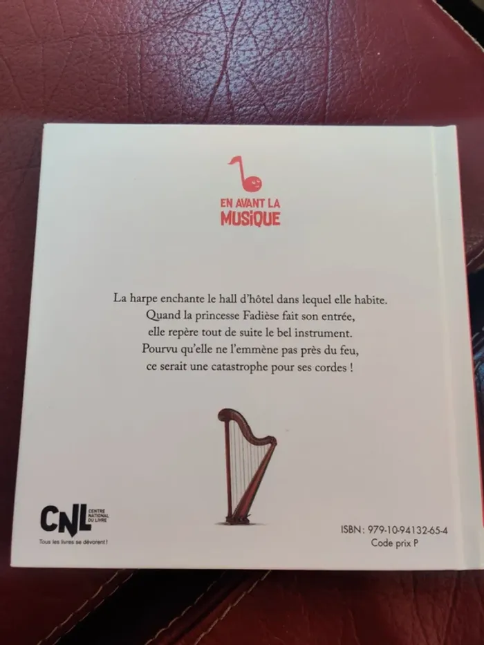 Concerto pour Harpe, chat et poney - photo numéro 2
