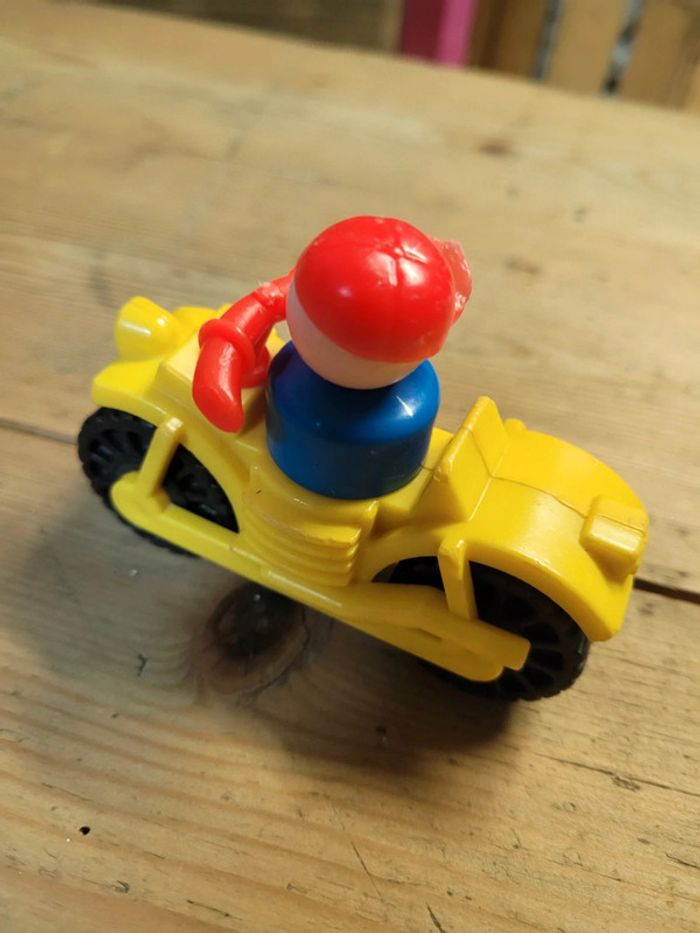 Moto fisher price vintage - photo numéro 4