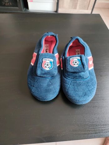 Pantoufles football