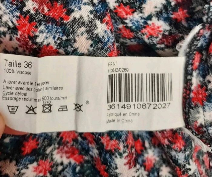 Jolie robe en viscose Monoprix Taille 36 - photo numéro 6