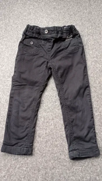 Pantalon double pour lhivers marque Sergent Major
Taille 3 ans 
Très bon état
