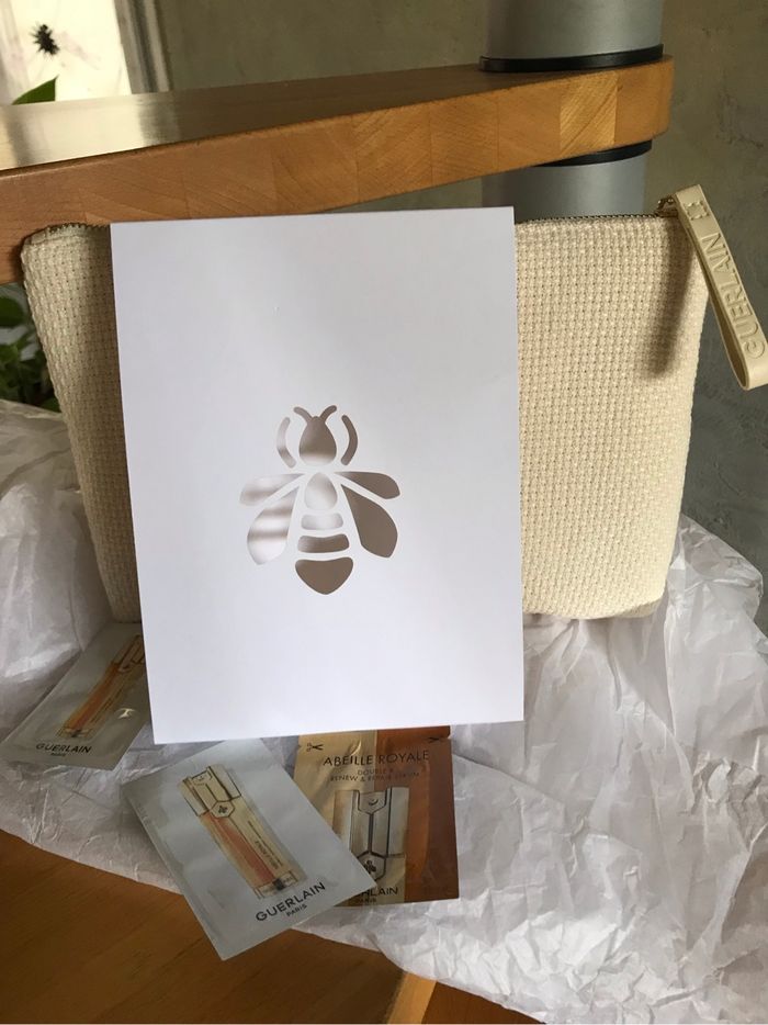 Guerlain trousse Abeille Royale - photo numéro 5