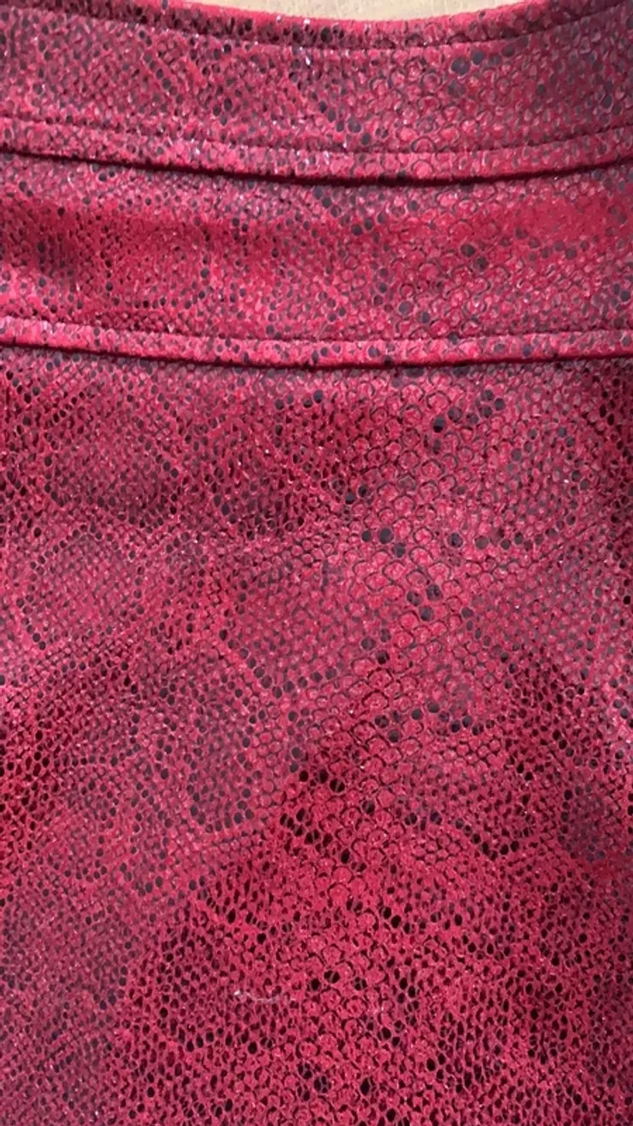Jupe moulante simili cuir serpent - photo numéro 2