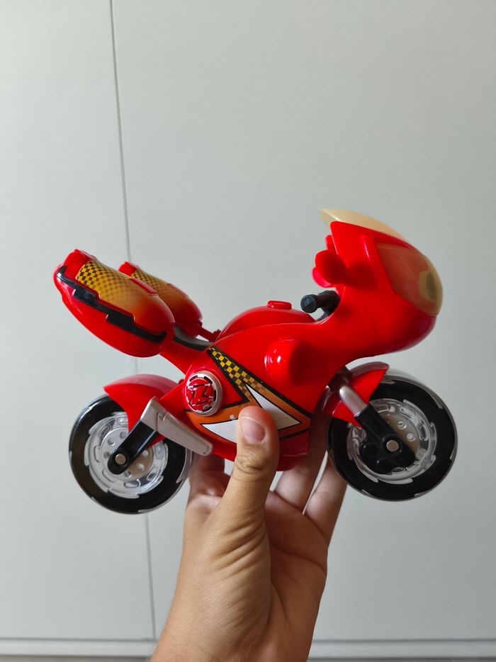 Lot voiture et moto - photo numéro 8