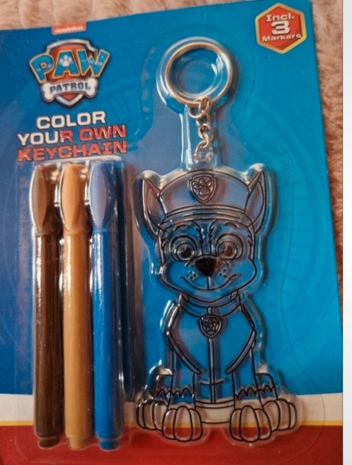 Porte clé à colorier pat patrouille