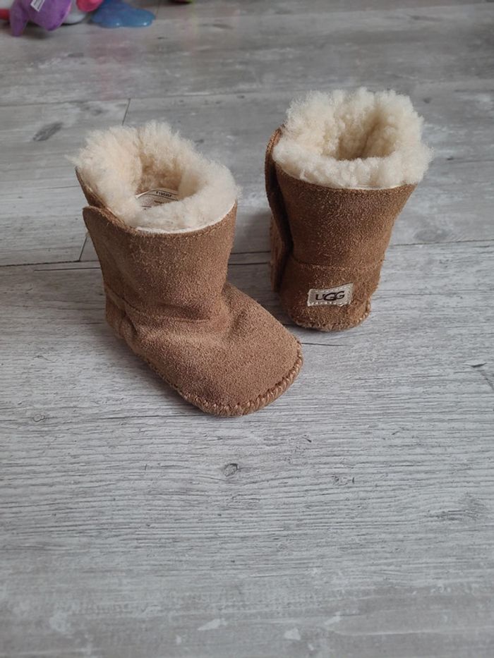 Chaussure ugg - photo numéro 2