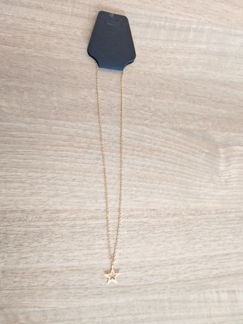 Collier étoile en acier inoxydable
