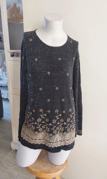 Blouse irisée noire et dorée fleuri T 40