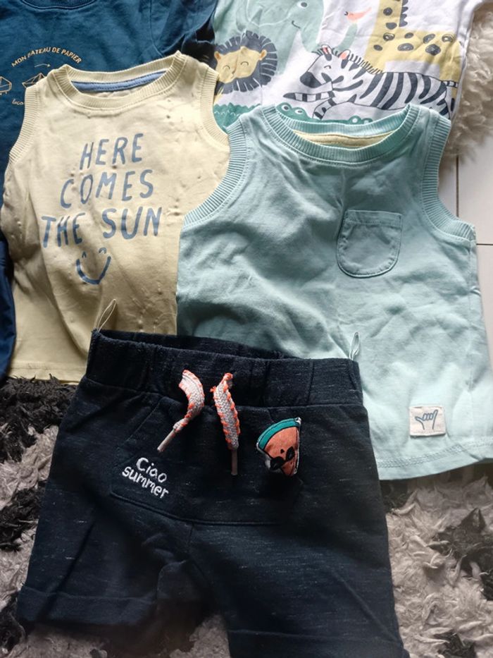 Lot vêtements bébé 6 mois - photo numéro 2