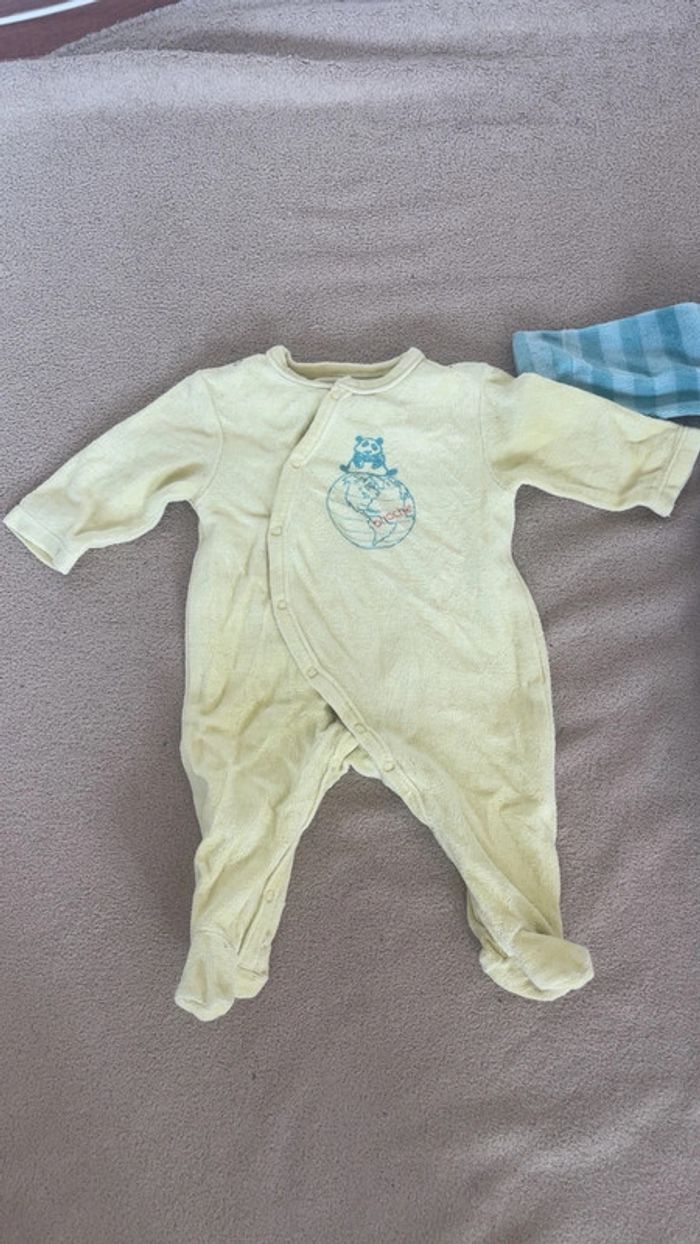Lot pyjama 1mois garçon - photo numéro 2