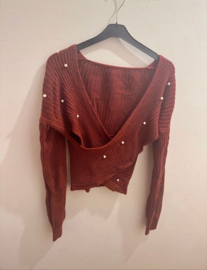 Pull court à perle croisé taille L💐