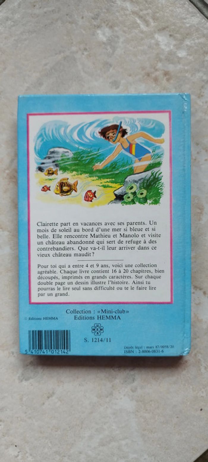 Livre le château des vacances. Edition Hemma - photo numéro 2