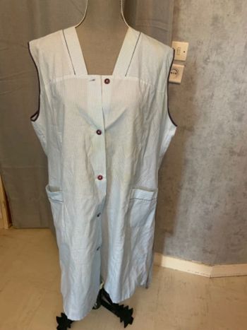 Tablier Taille 50/52 + autre
