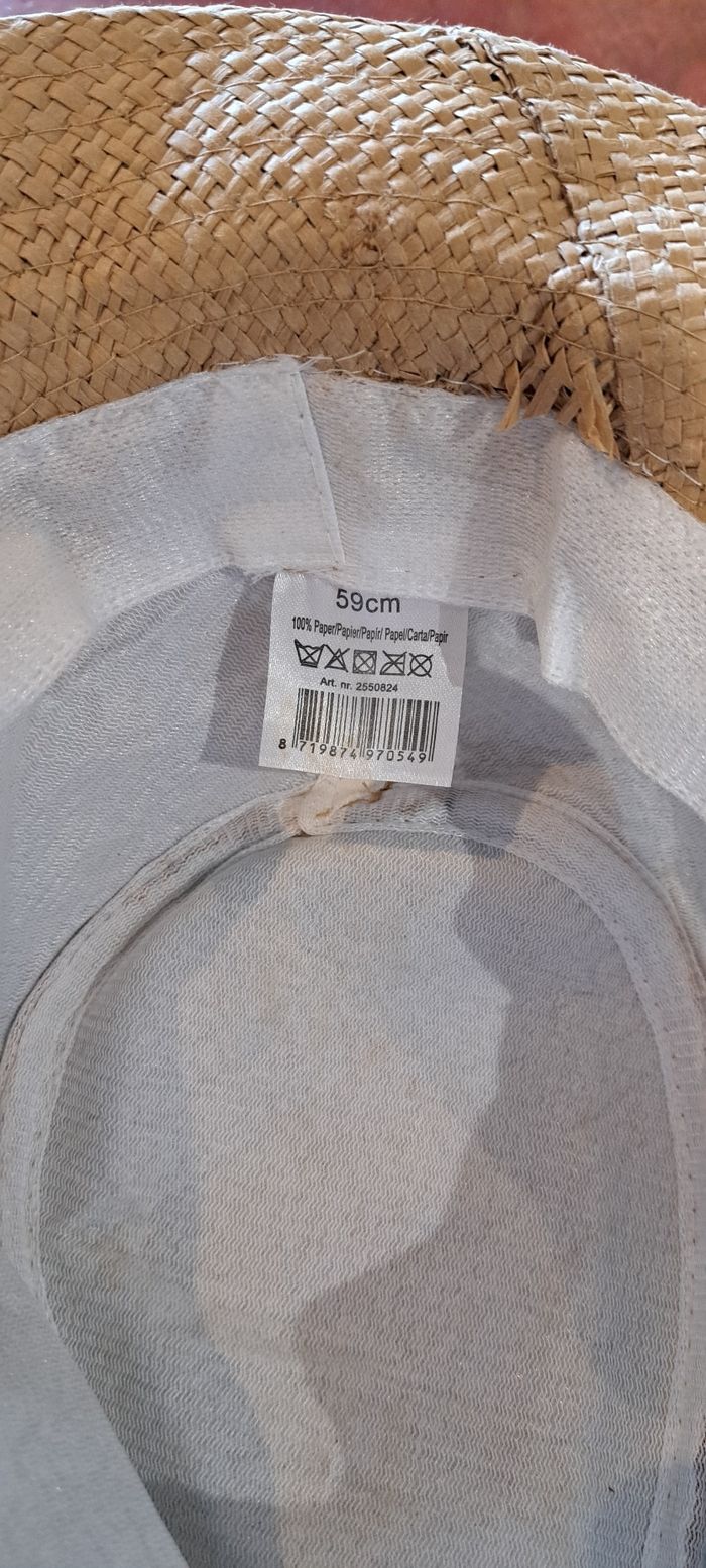 Chapeau femme taille 59 - photo numéro 2