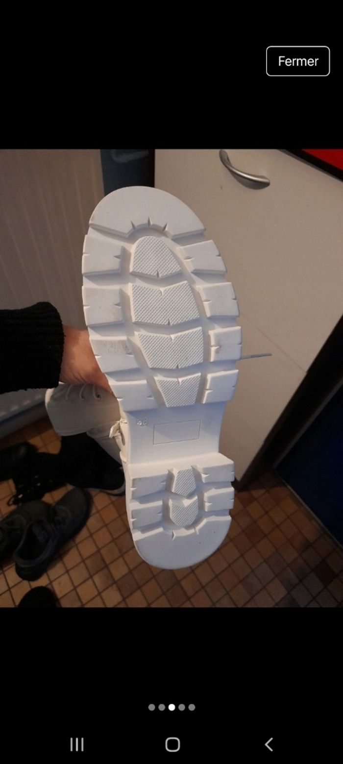 Chaussures neuves - photo numéro 2