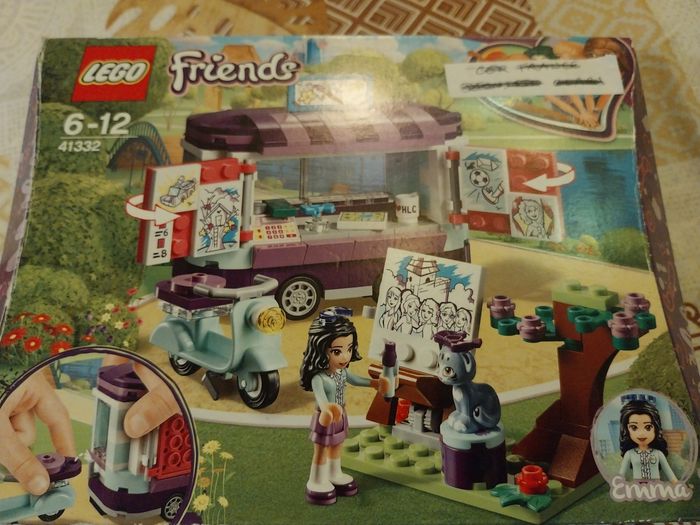 LEGO FRIENDS "Le stand d'Emma"