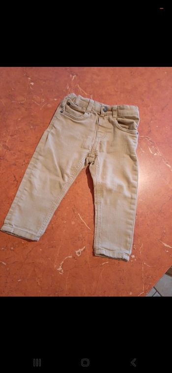 Pantalon bébé taille 12 mois
