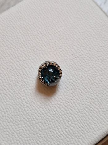 Charm pour bracelet bleu avec strass en argent