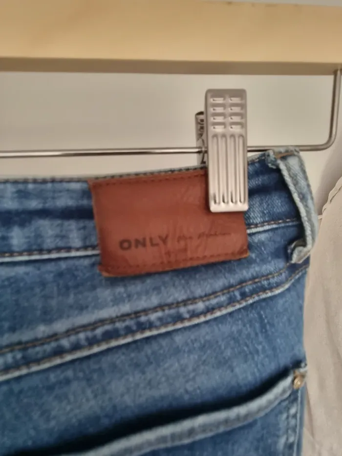 Jean bleu skinny 25/30 - photo numéro 3