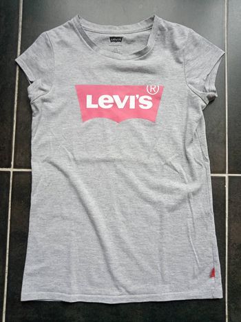Maillot fille Levi's très bon état 12 ans