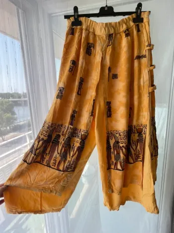 Pantalon à jambes larges