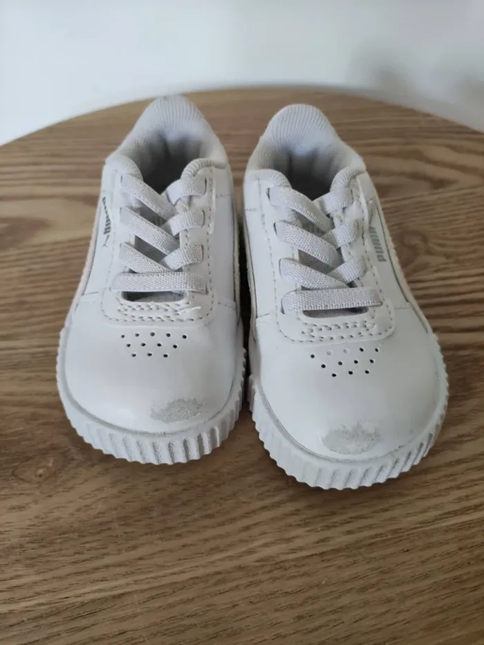 Baskets Puma blanches – Pointure 19 – Bon état - photo numéro 3
