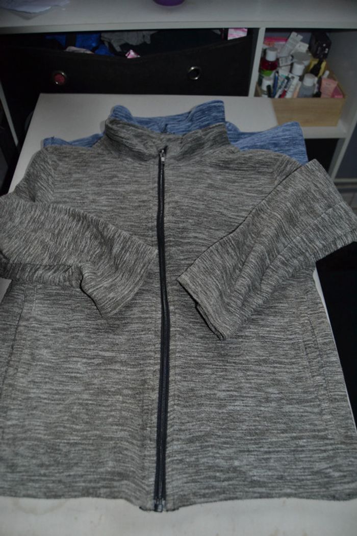 2 gilets - photo numéro 2
