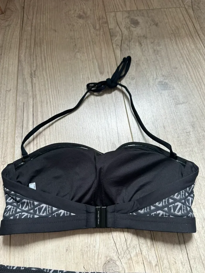 Maillot de bain tommy hilfiger x Zendaya - photo numéro 3
