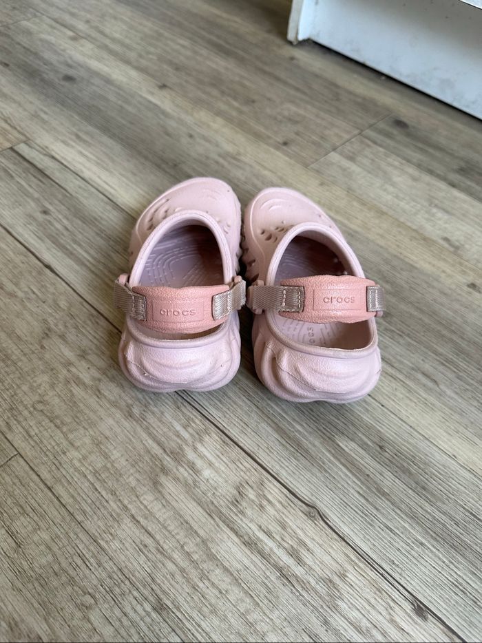 Crocs echo rose pâle C7 taille 23/24 - photo numéro 4