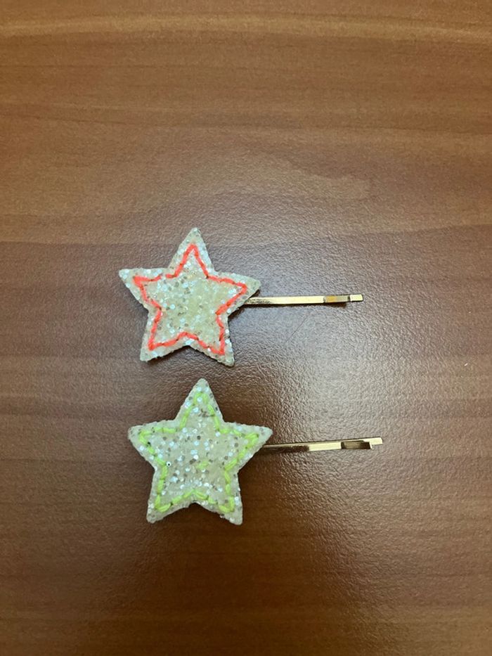 Lot de 2 barrettes épingles à cheveux étoiles