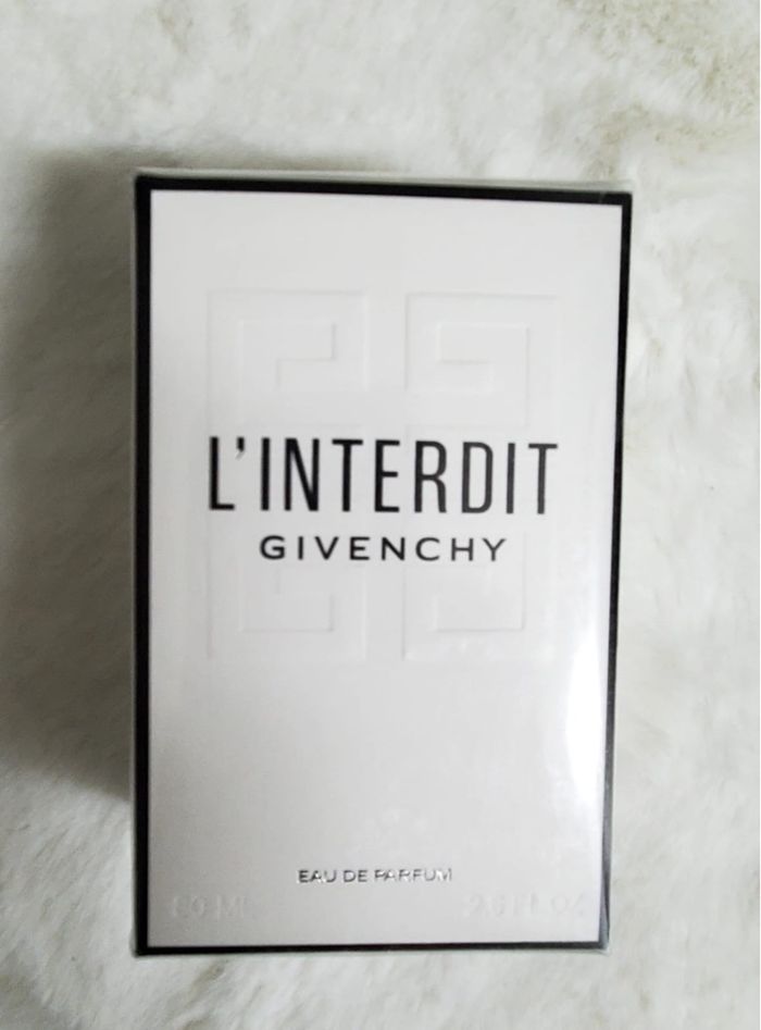 Interdit givenchy