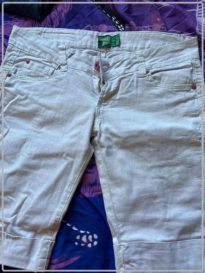 Pantacourt taille 42 marque bershka - photo numéro 2