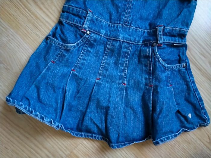 Lot de 2 robes en jean.
Taille 3 ans - photo numéro 11