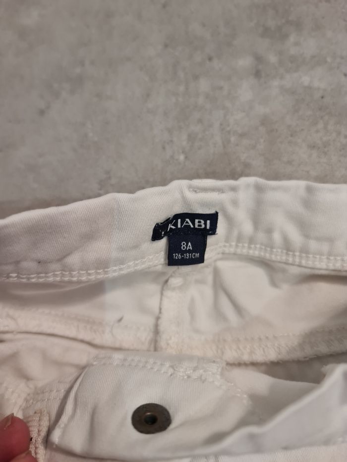 Pantalon blanc kiabi 8 ans - photo numéro 3
