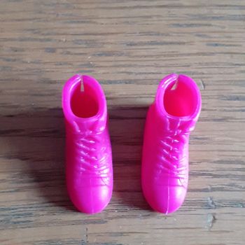 🎀 Paire de baskets rose poupée mannequin Barbie