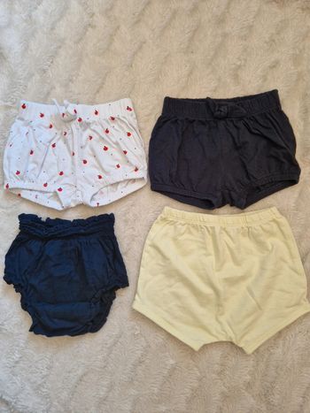 Lot 3 shorts + 1 culotte Kiabi 6 mois