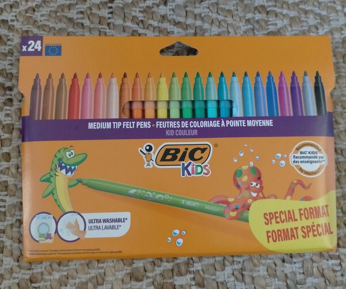 Lot feutres de coloriage et crayon de couleur Bic - photo numéro 2