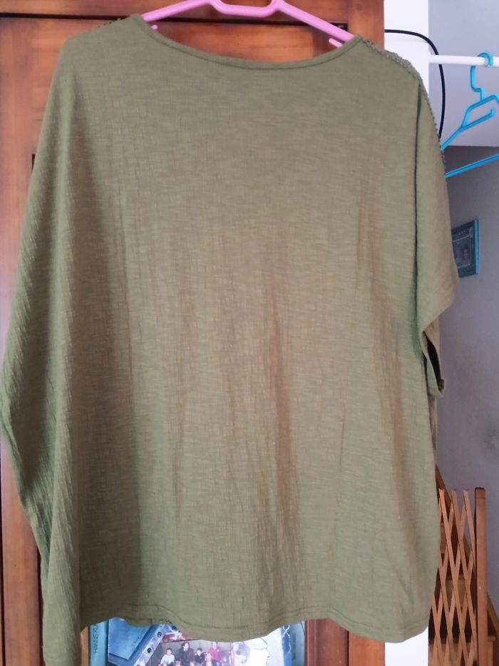 Tshirt kaki - photo numéro 2
