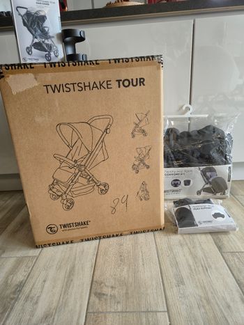 Poussette twistshake noir neuve