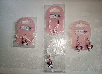 Ensemble Disney Minnie boucle bracelet collier