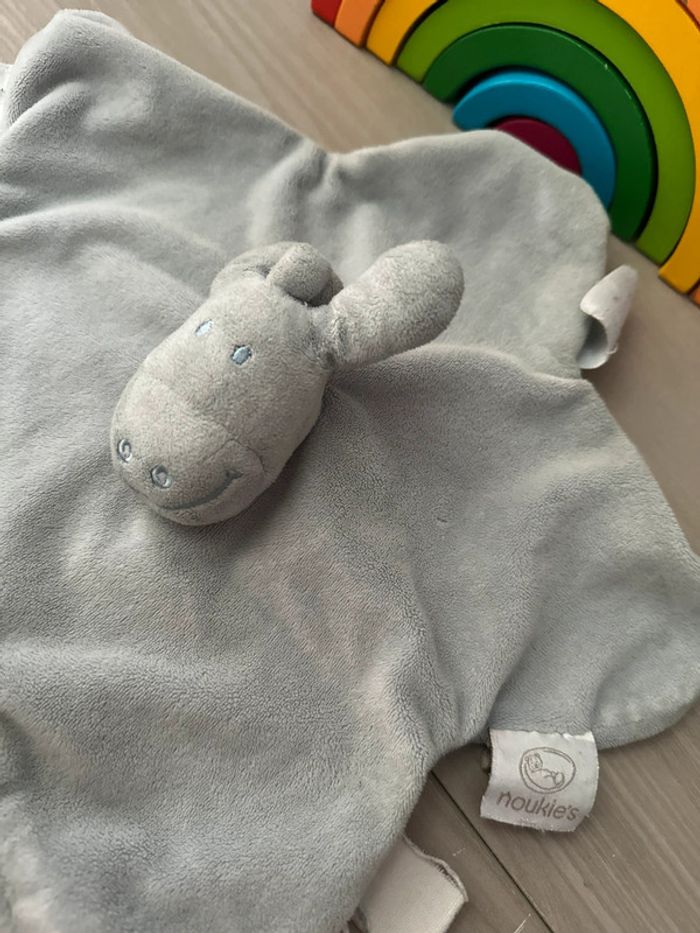 Doudou Noukies Ane etoile plat bleu marine foncé attache tétine - photo numéro 2