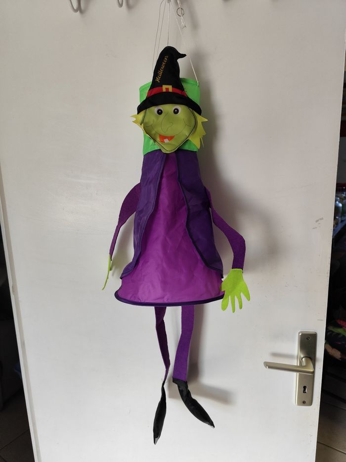 Sorcière d'halloween