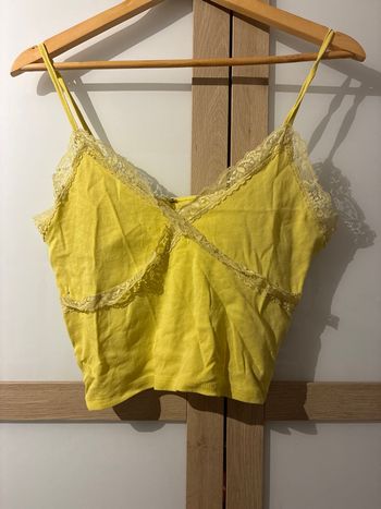 Top jaune 