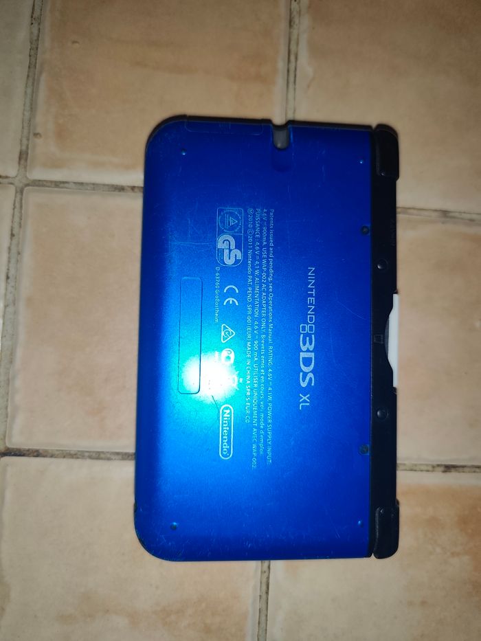 Nintendo 3DS + jeu et accessoires - photo numéro 2