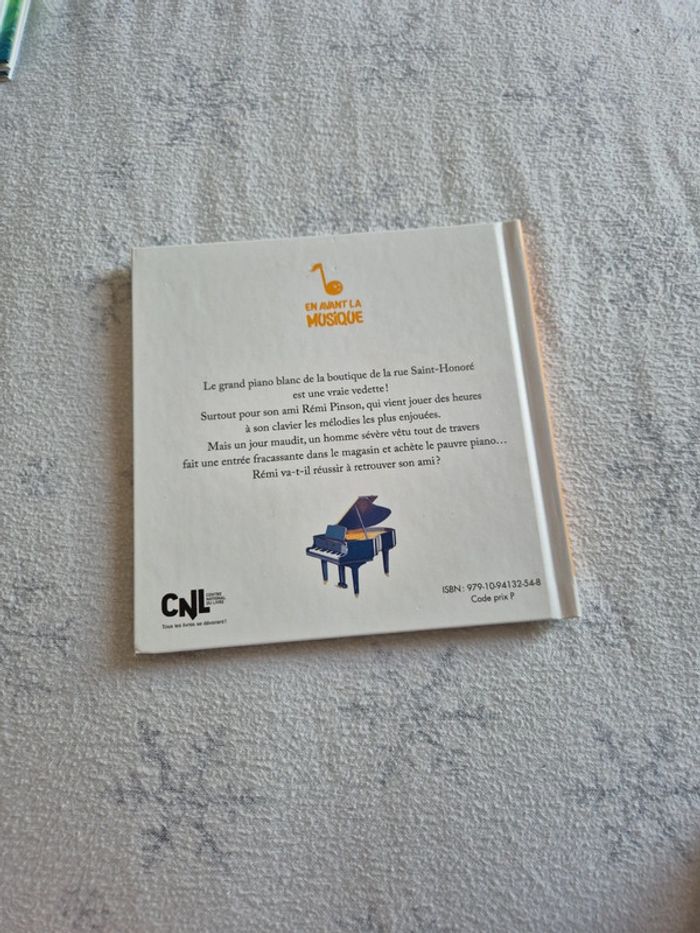 Livre mcdo il faut sauver le piano blanc - photo numéro 2