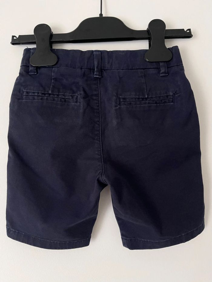 Short bleu marine classique en coton robuste Marks & Spencer taille 3-4 ans - photo numéro 2